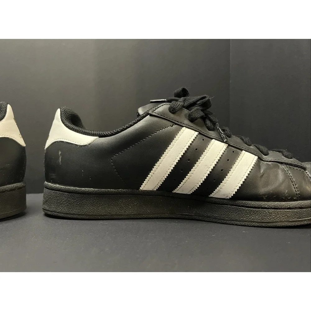 Adidas Superstar Men's Size 11 Black/White/Gold Sneaker